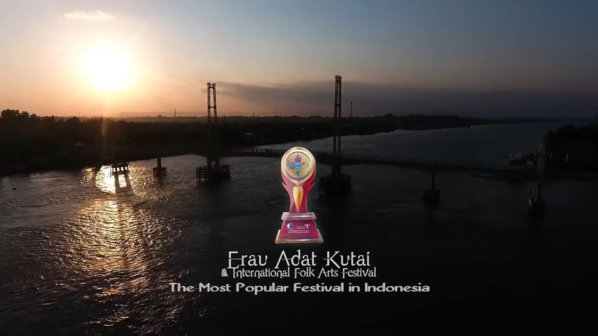 ERAU Adat Kutai & International Folk Arts Festival 2017 Official Aftermovie