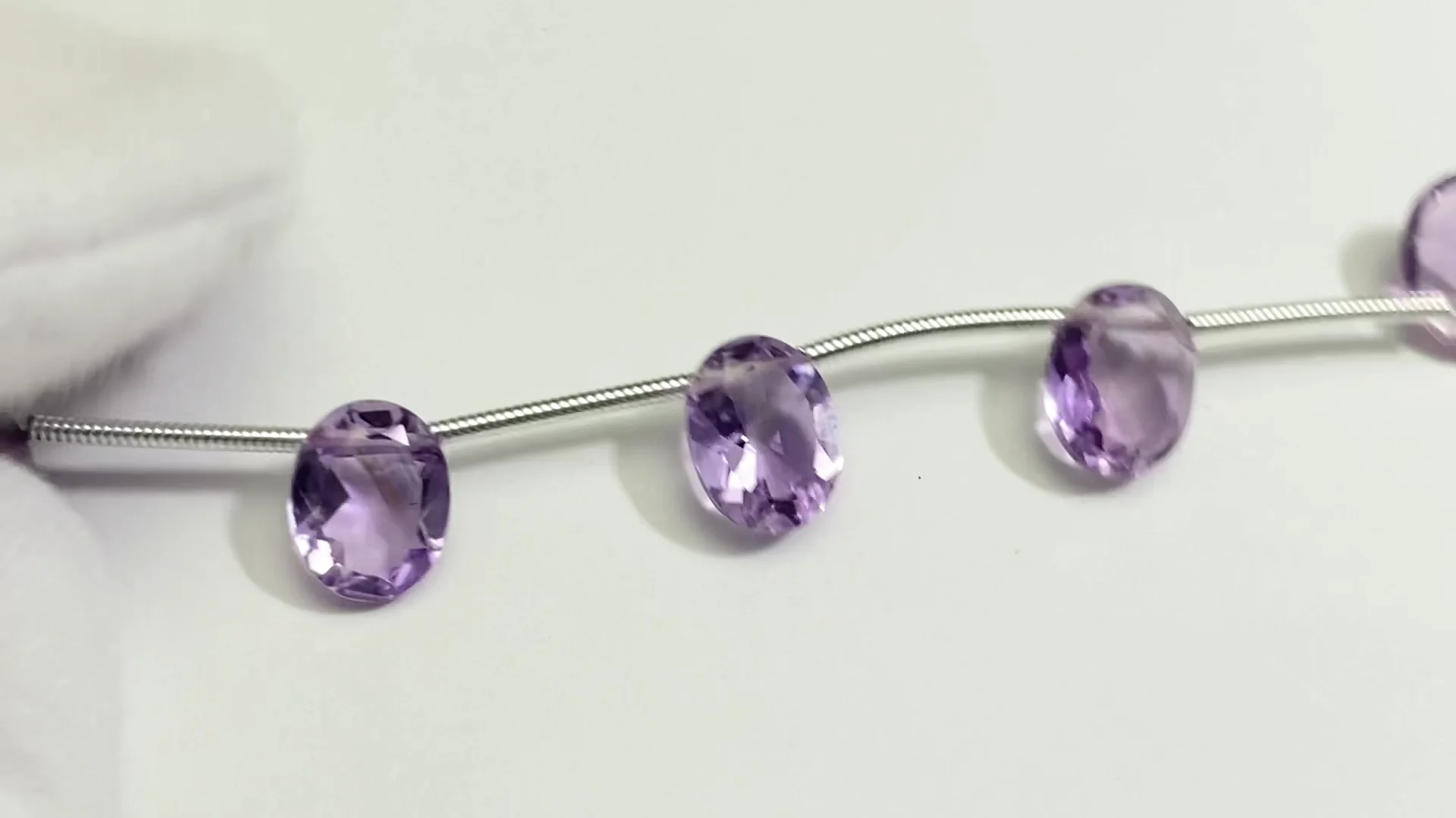 アメジスト（紫水晶） オーバルファセットカット9×7mm 1連（8粒