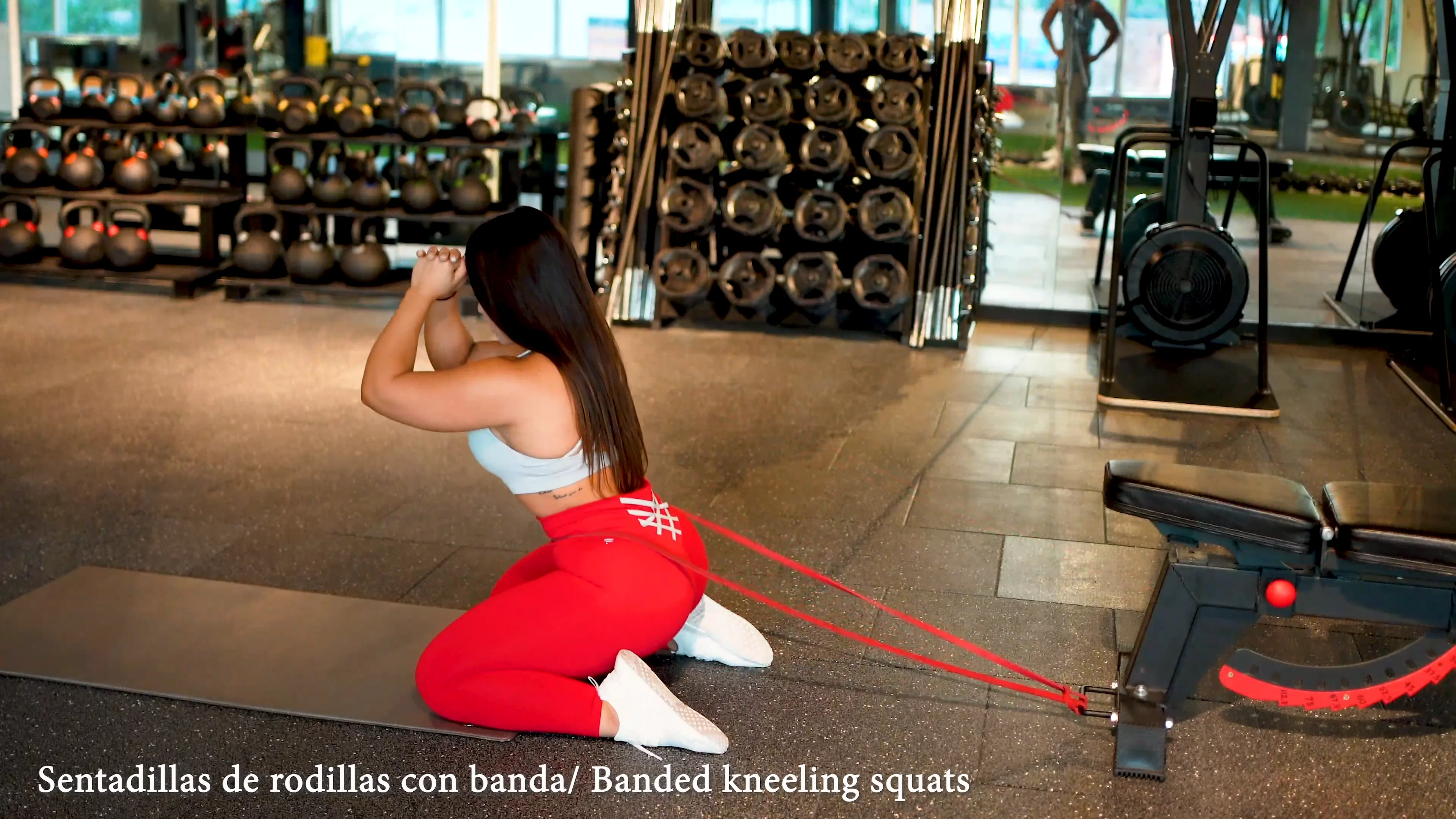 Kneeling squat deals