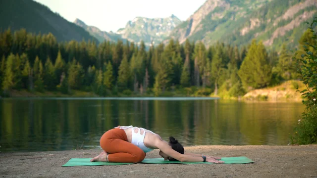 15 Yoga Poses for Beginners — Autumn Schrock