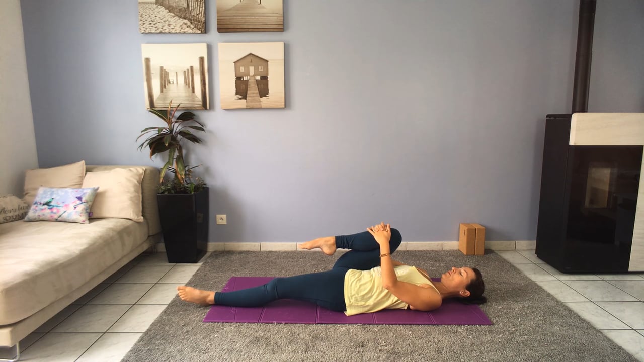 7. Cours de yoga pour les douleurs dans le bas du ventre : Menstruation, SPM, ovulation et autres avec Laetitia Le Doaré (37 min)