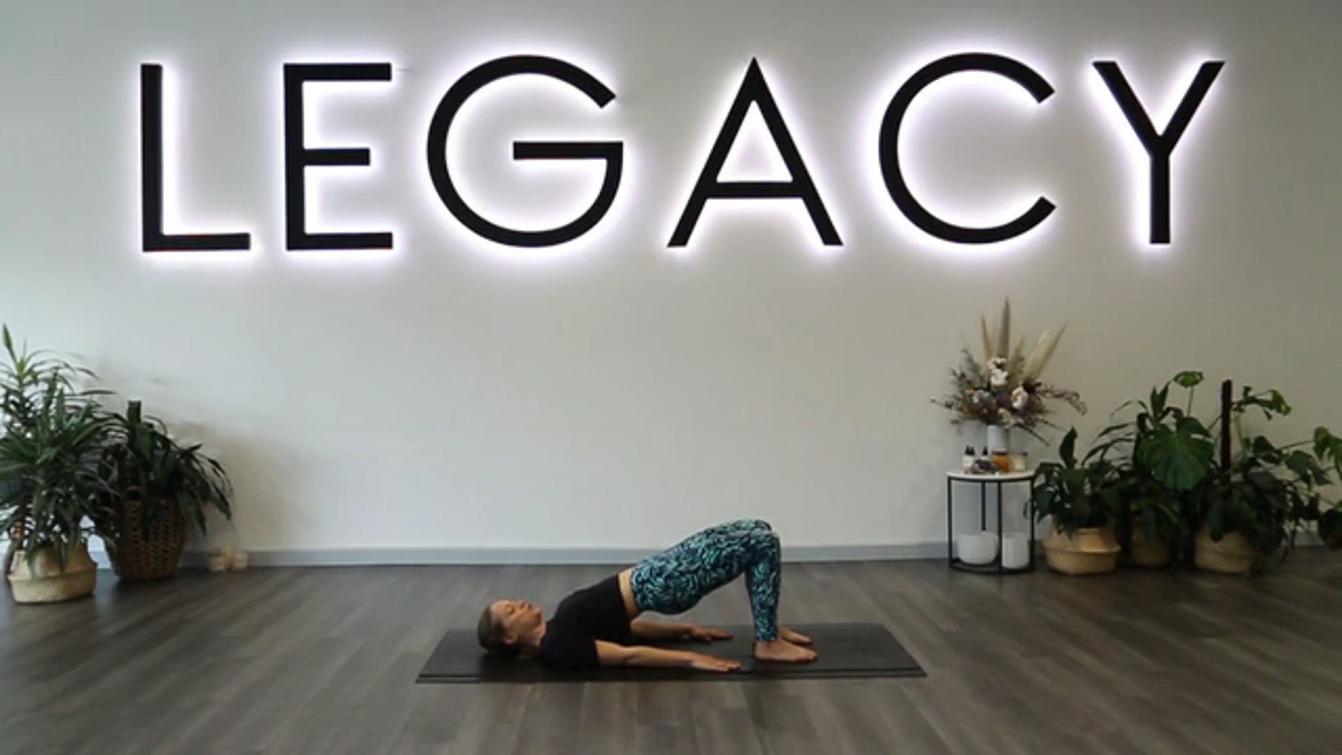 LP Slow Flow Mat Pilates with Lauren D