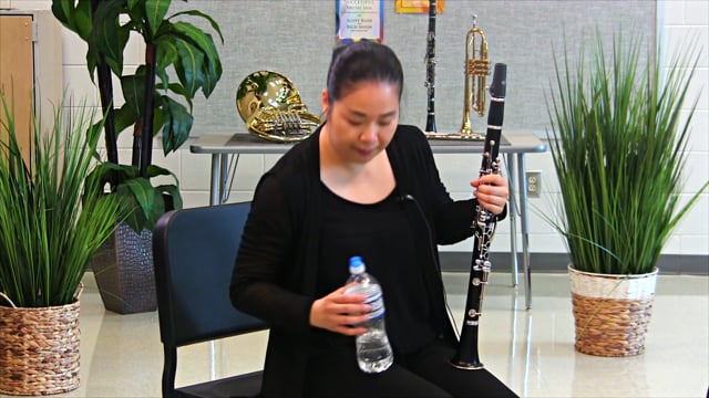 Clarinet Clinic - 05 Holding the Instrument
