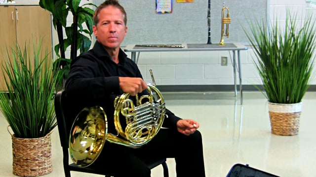 Horn Clinic - 02 Assembly