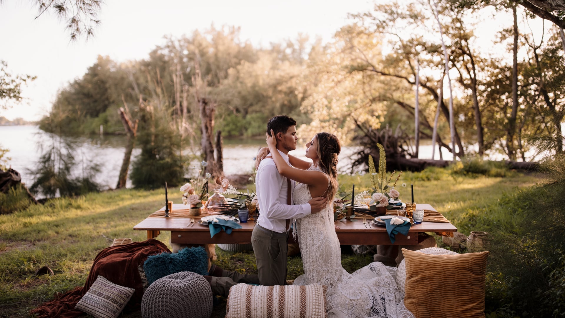 Warm Summer Nights || Styled Elopement