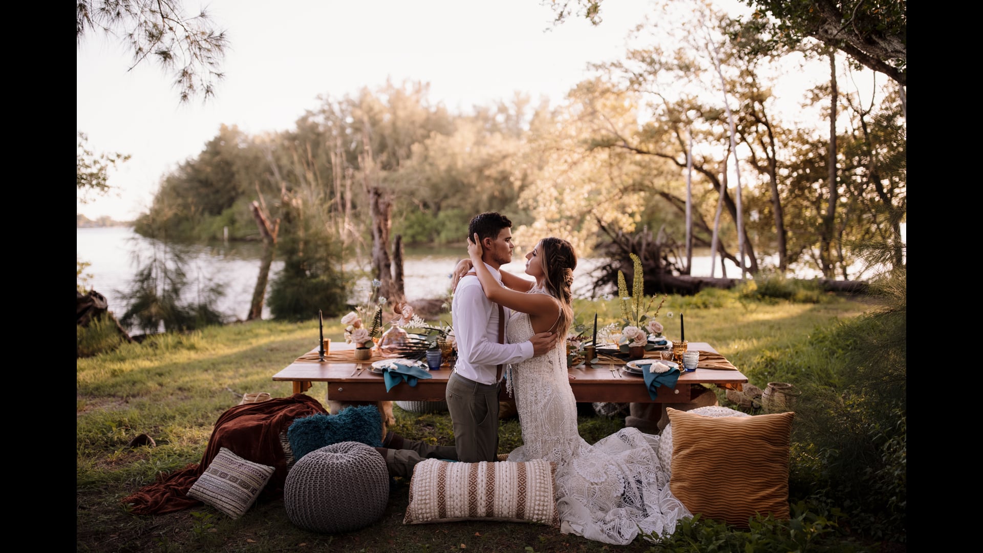 Warm Summer Nights || Styled Elopement