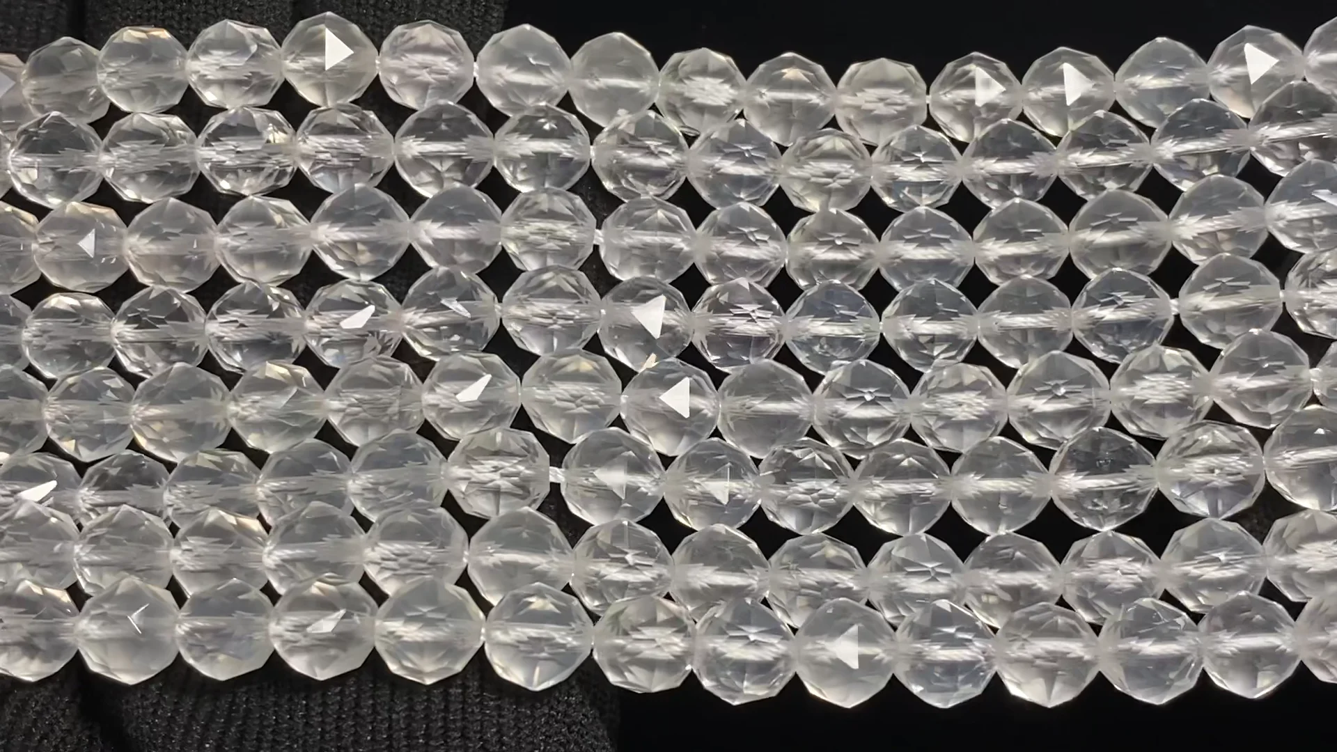 ミルキークォーツ スターラウンドカット8mm ｜天然石ビーズの卸問屋