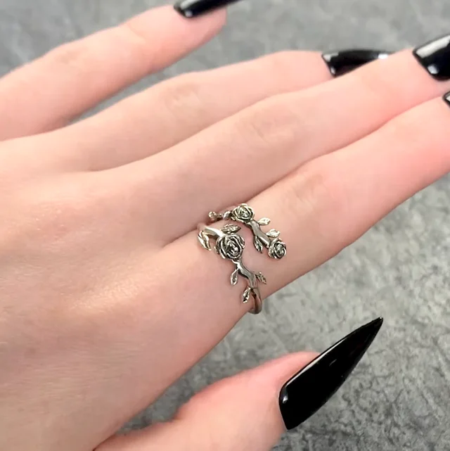 Regal rose clearance snake ring