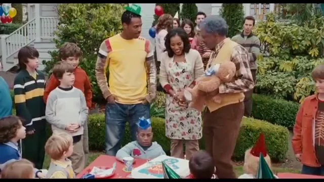 Chiquito_Pero_Peligroso_-_027_Calvin_Llora_Por_Su_Primera_Fiesta_De ...