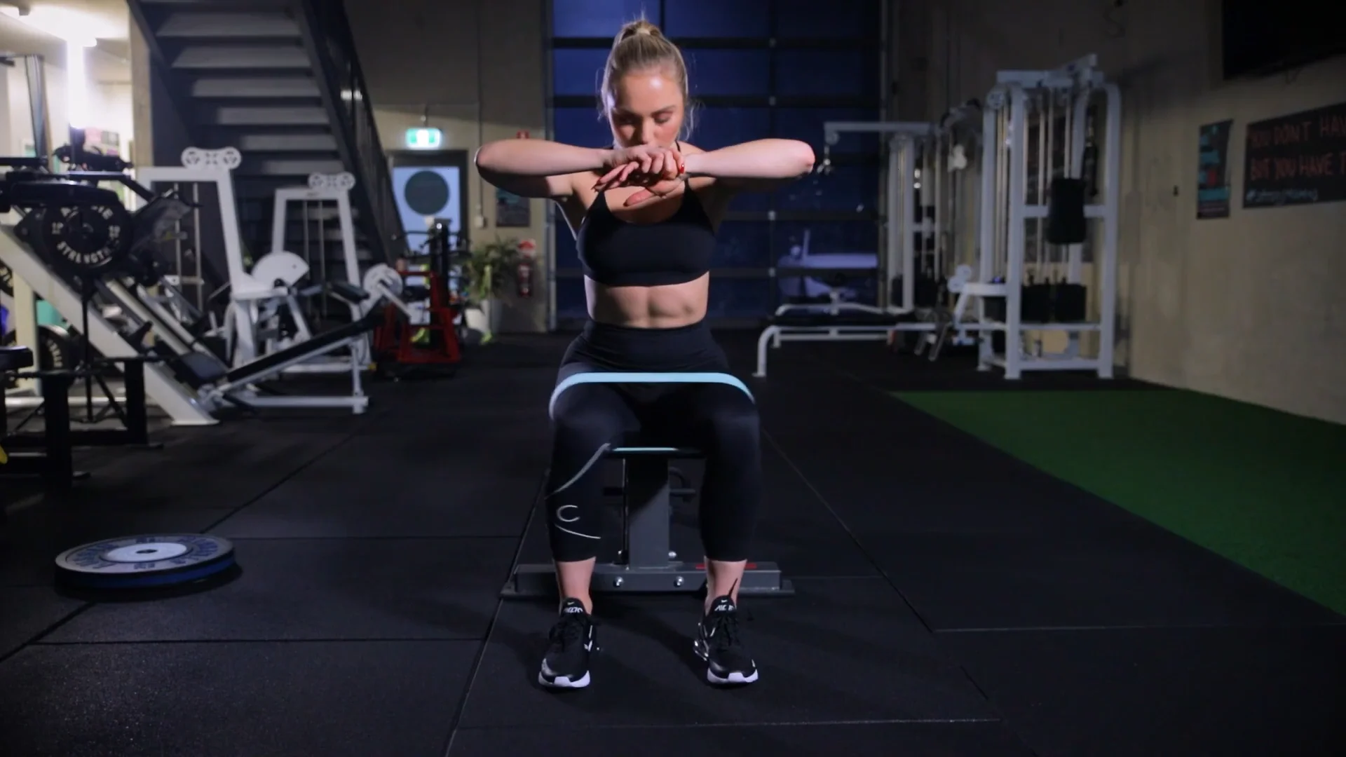 Seated best sale banded abductions
