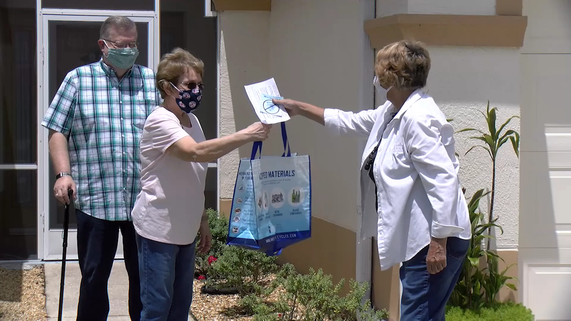 City of Lakeland Bag-Free Recycling