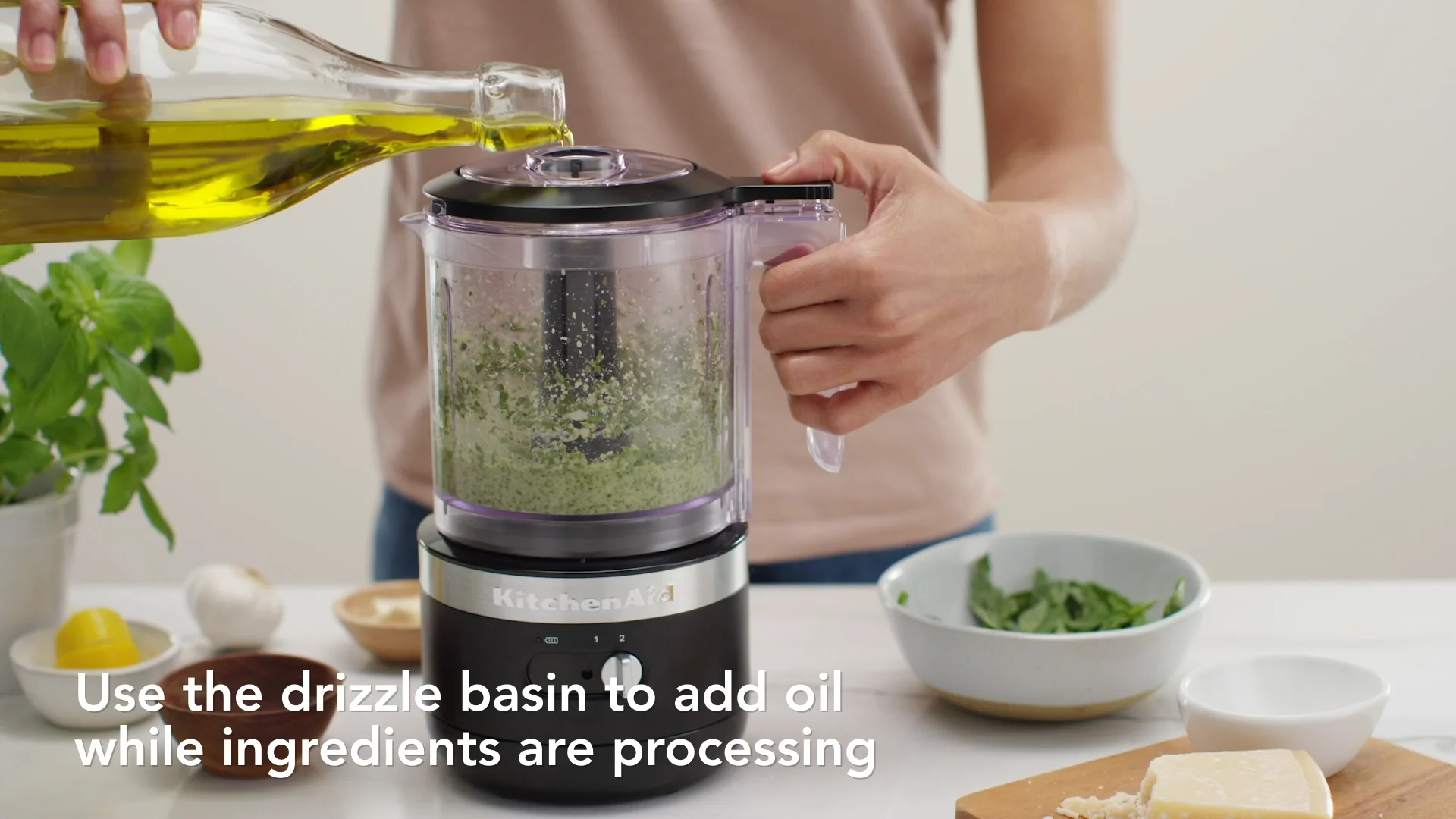 How to use the cordless food chopper video from KitchenAid on Vimeo