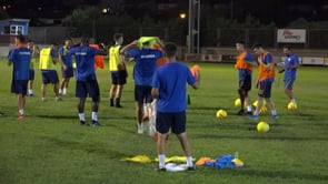 Un partit de futbol, amb públic, 186 dies després