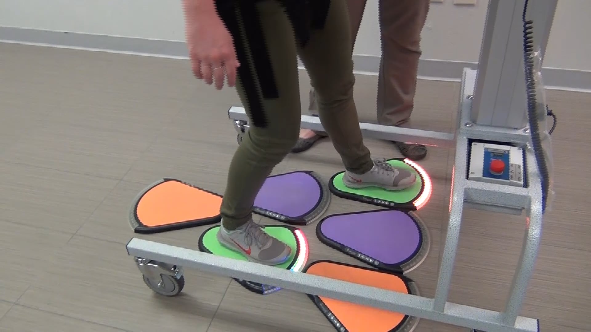 Q-pads - Patient Demonstration | Videos & Movies on Vimeo