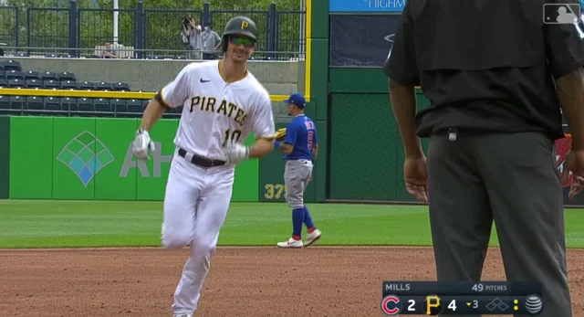 Bryan Reynolds returns as a new dad, leads Pirates to 6-2 victory against  the Cubs