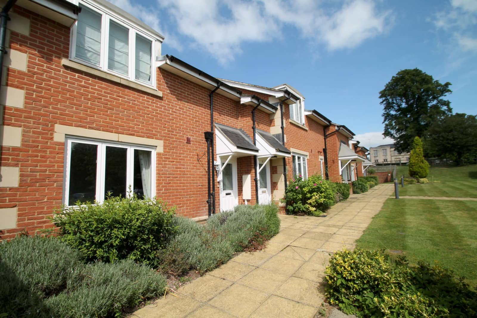 9 Gatehouse Lodge, Royal Earlswood Park, Redhill Property Tour on Vimeo