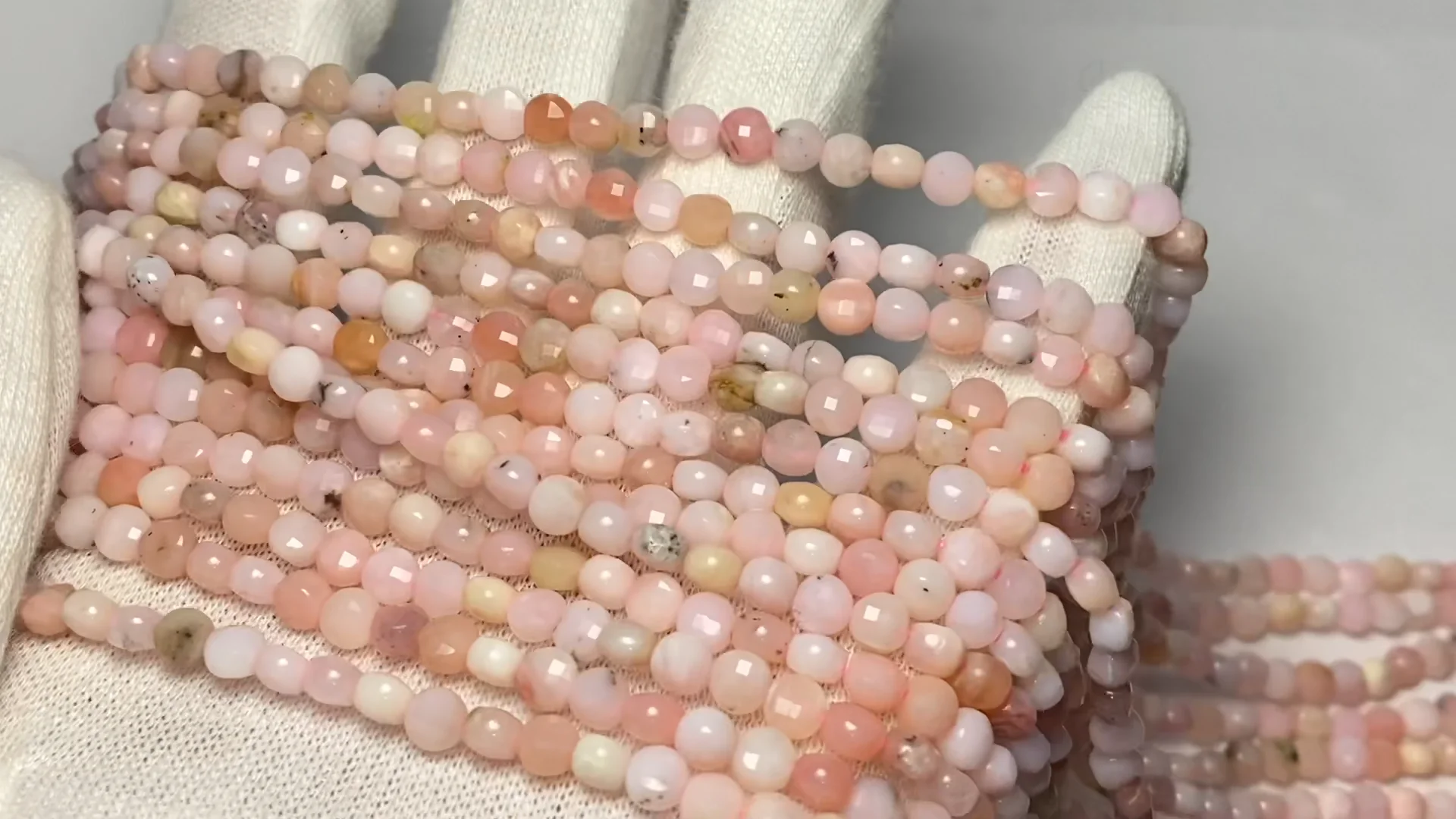 ピンクオパール コインカット4×4×3mm ｜天然石ビーズの卸問屋・通販