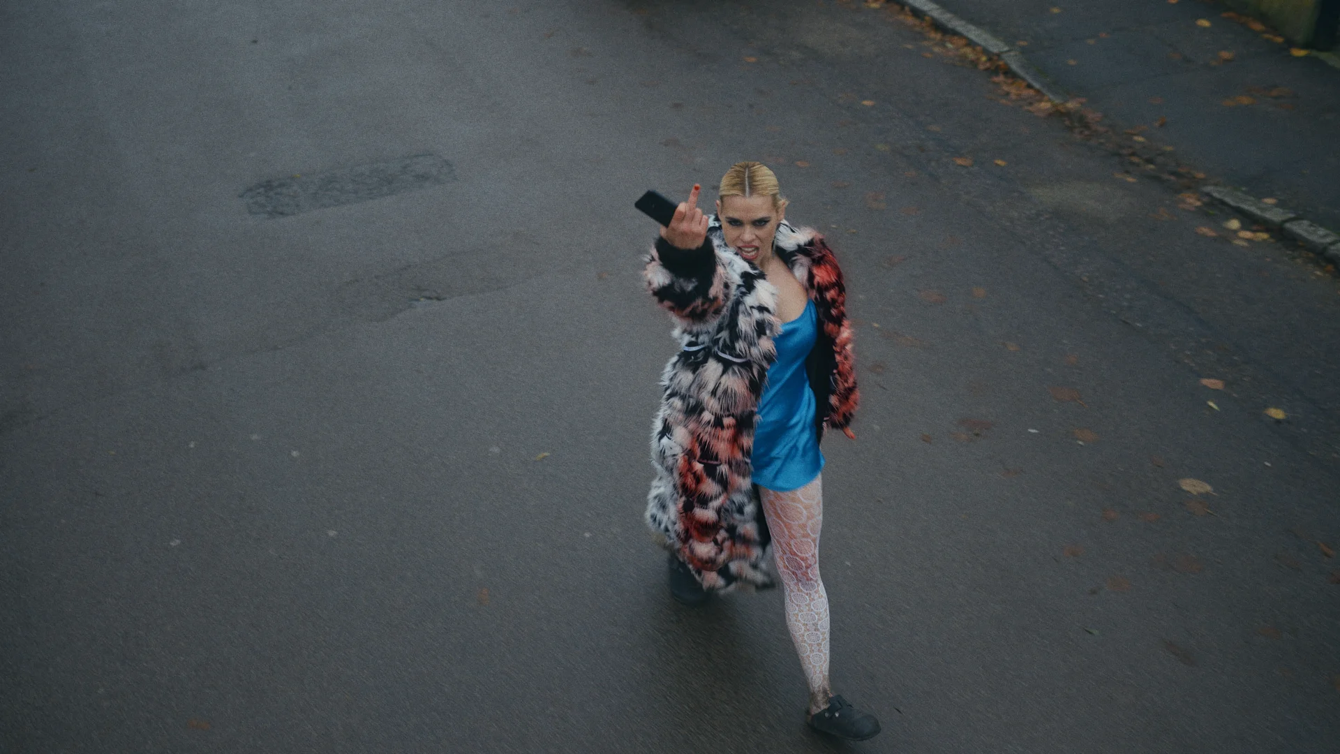 I HATE SUZIE Trailer