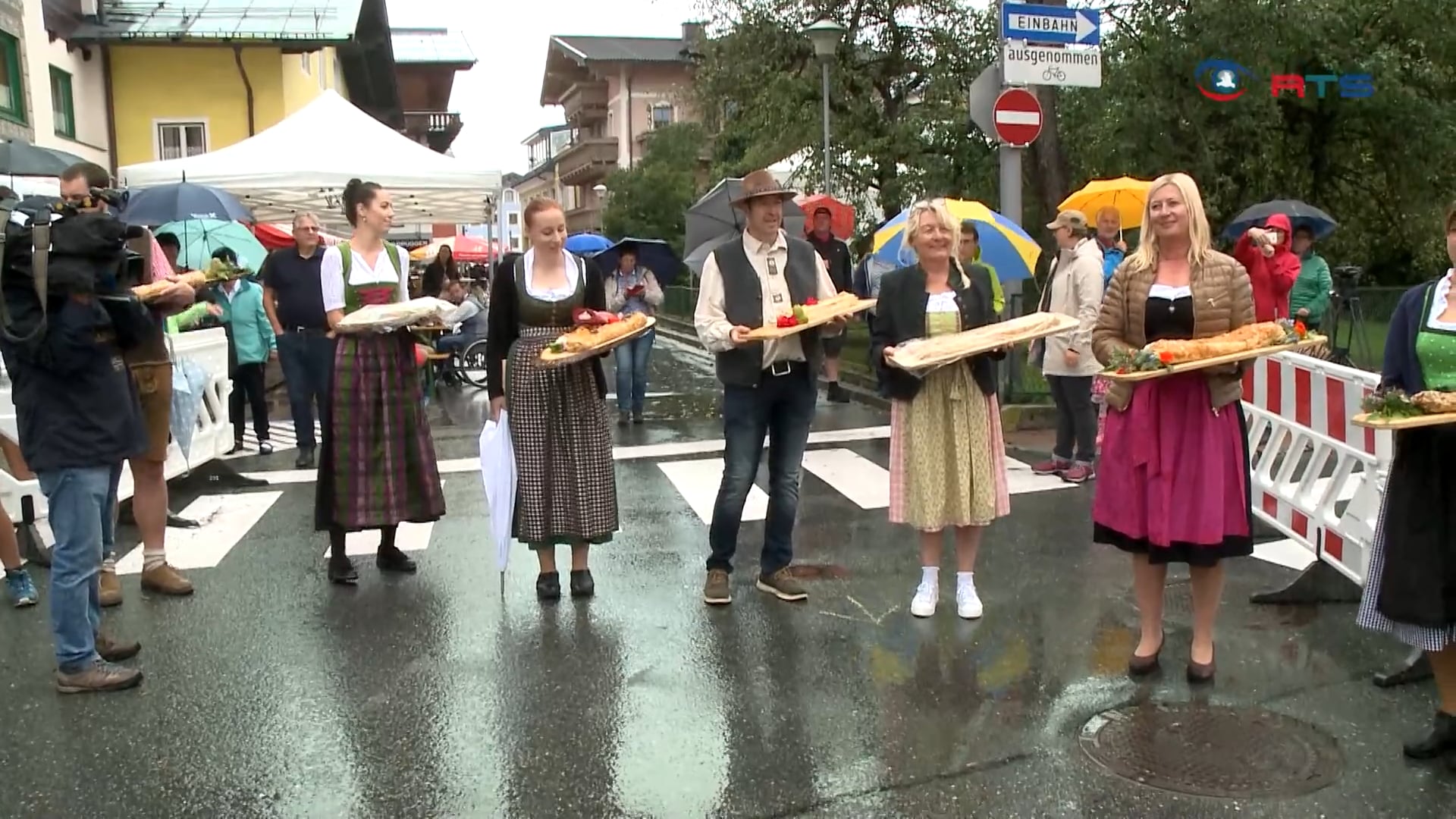 mittersill-laedt-zum-strudelmarkt-mit-klassikern-und-originellen-eigenkreationen