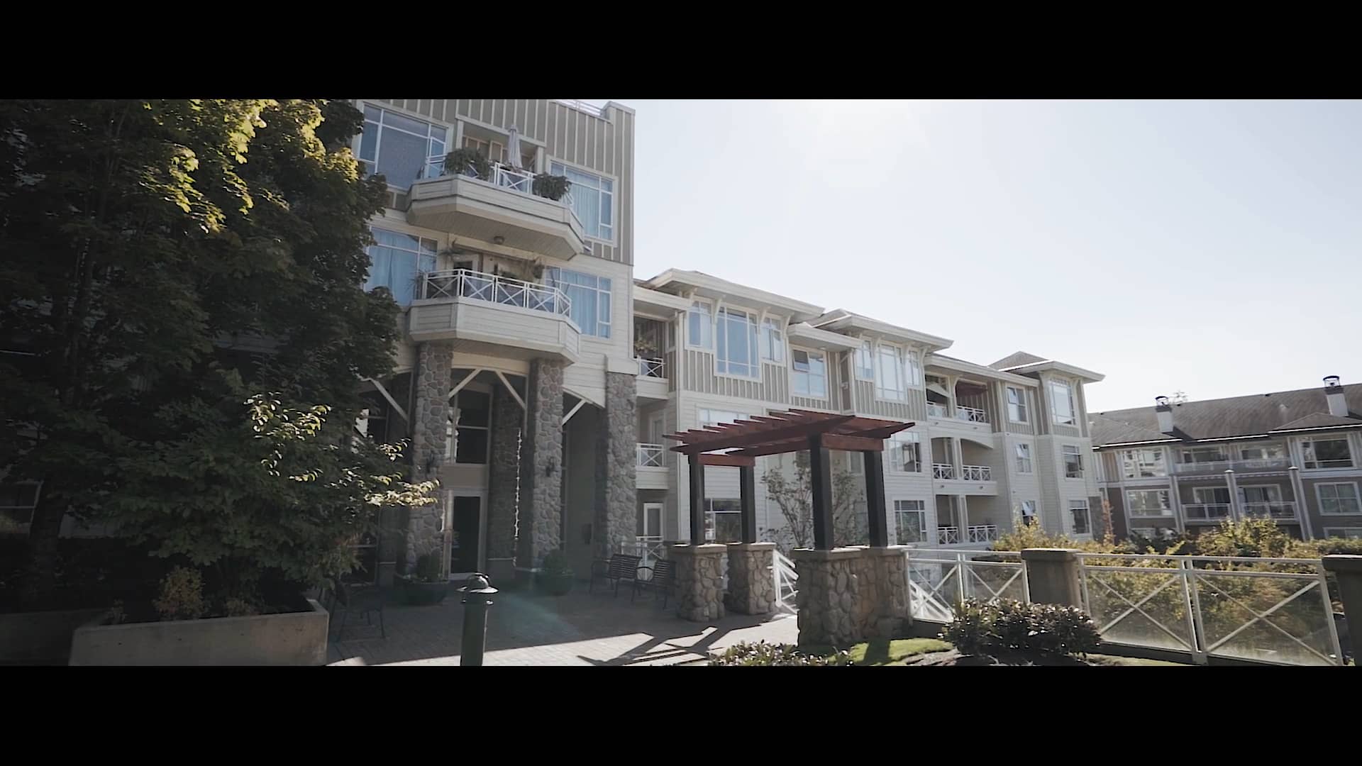 102 3625 Windcrest Drive on Vimeo