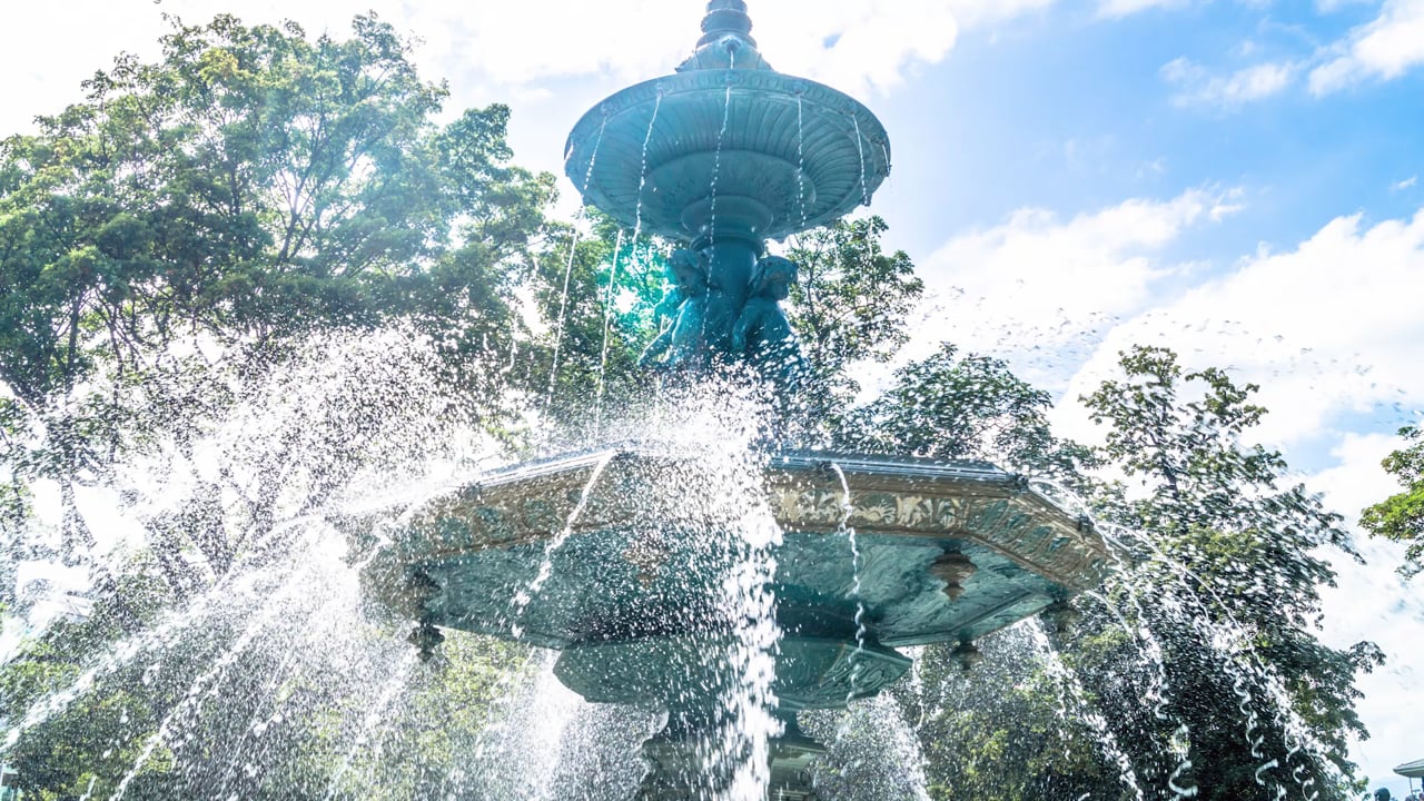 Semaine 32 - La fontaine de lumière (21 minutes)