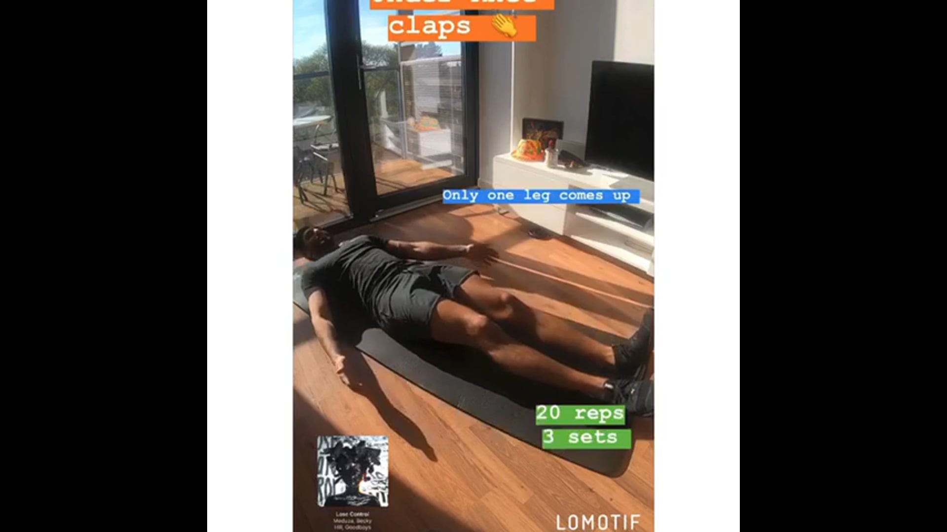 Reverse crunch & clap
