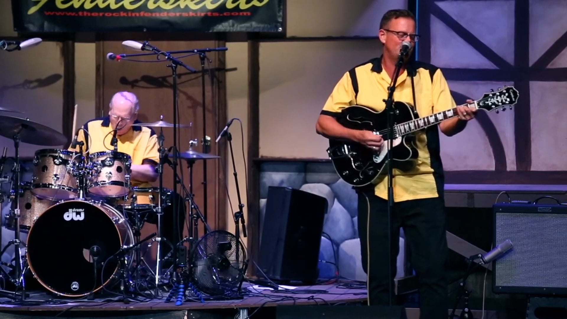 Honey Don't/Everybody's Trying to be My Baby