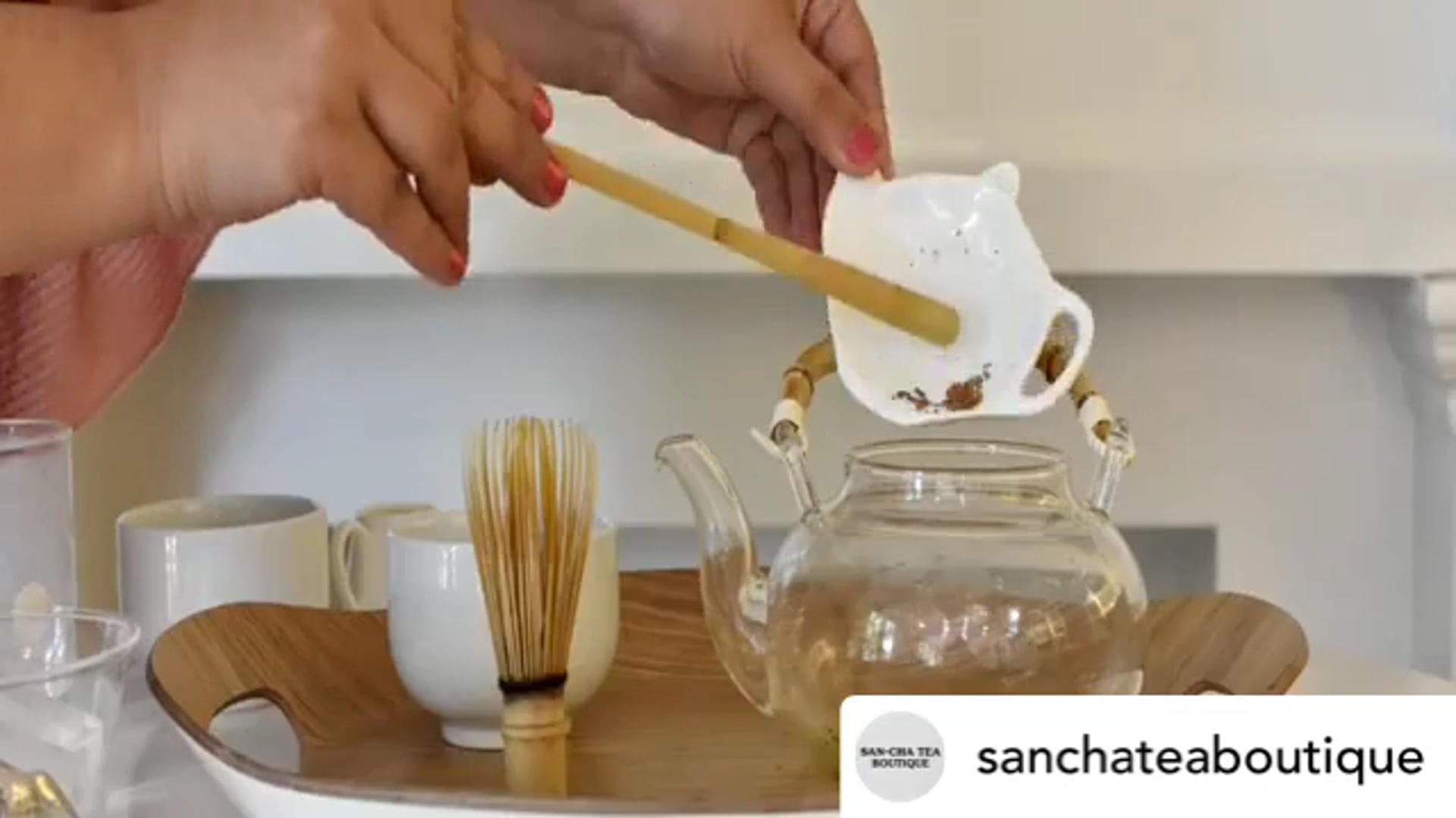 Time-lapse Tea in the making