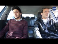 مؤمن نصارمن كلية الفنون الجميلة يبدع في مجال العزف والغنى - يومك 2
