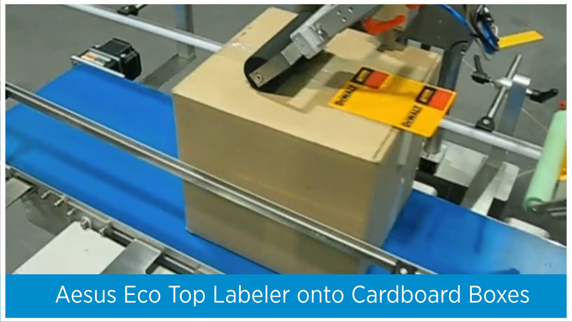 Aesus Eco Top Labeler onto cardboard boxes on Vimeo