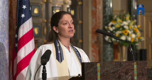 “The Privilege of Looking Away” by Rabbi Juliana S. Karol | Rosh Hashanah Day 2