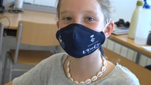 L'ajuntament reparteix mascaretes a les escoles
