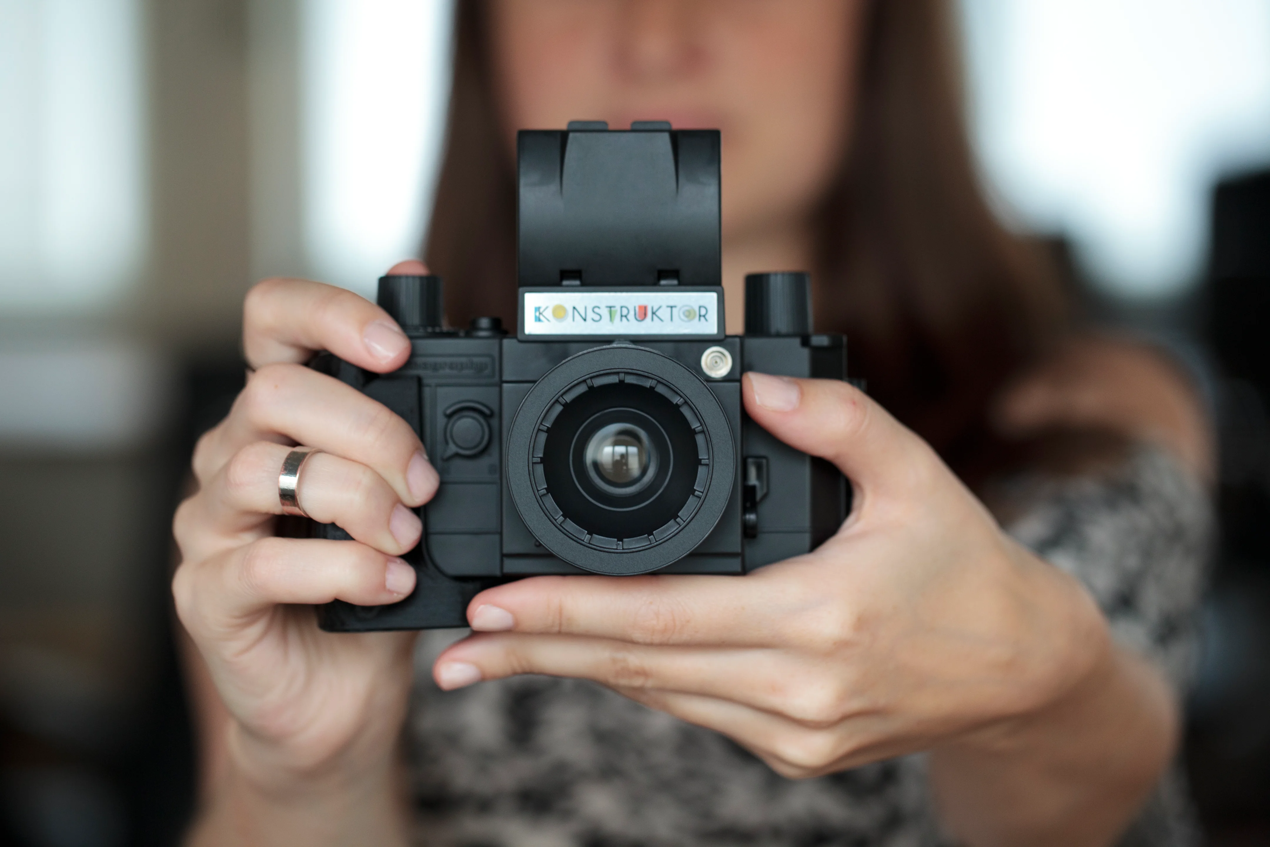 キャノン Canon EOS 35mm用 裏蓋 ポラロイド 唯一無二の作品作り 2022年・作例あり】eosR6が全盛の今、僕はeos6D初代を使ってい