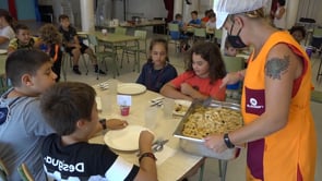 El Casal del Jubilat acull un torn de menjador de l'Escola Empúries