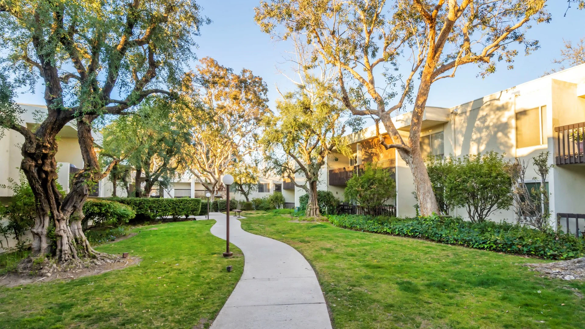 23515 Lyons Ave, Valencia, CA on Vimeo