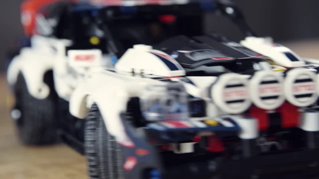 Lego Technic: Coche de Rally Top Gear Controlado por App