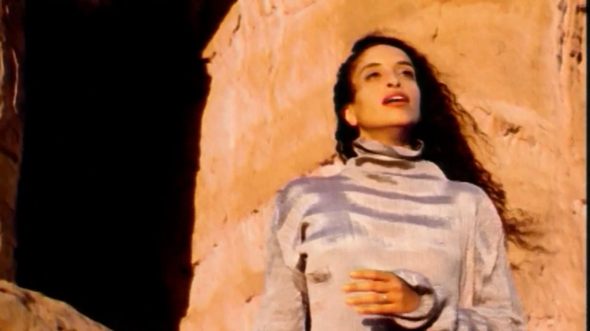 Noa (Achinoam Nini) - I dont know - Official Clip