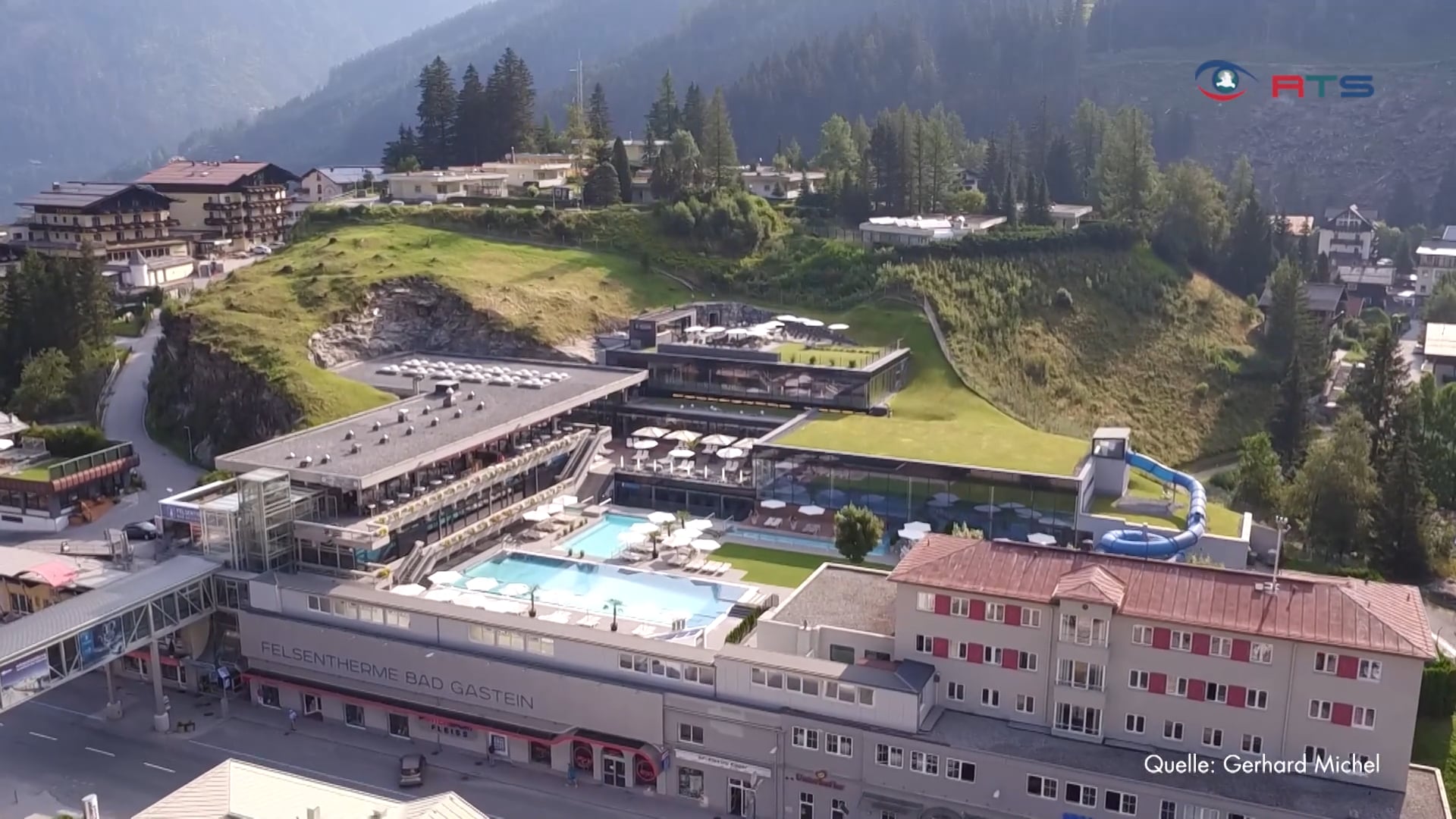thermen-tipp-eine-million-liter-gasteiner-thermalwasser-fliessen-taeglich-in-die-becken-der-felsentherme