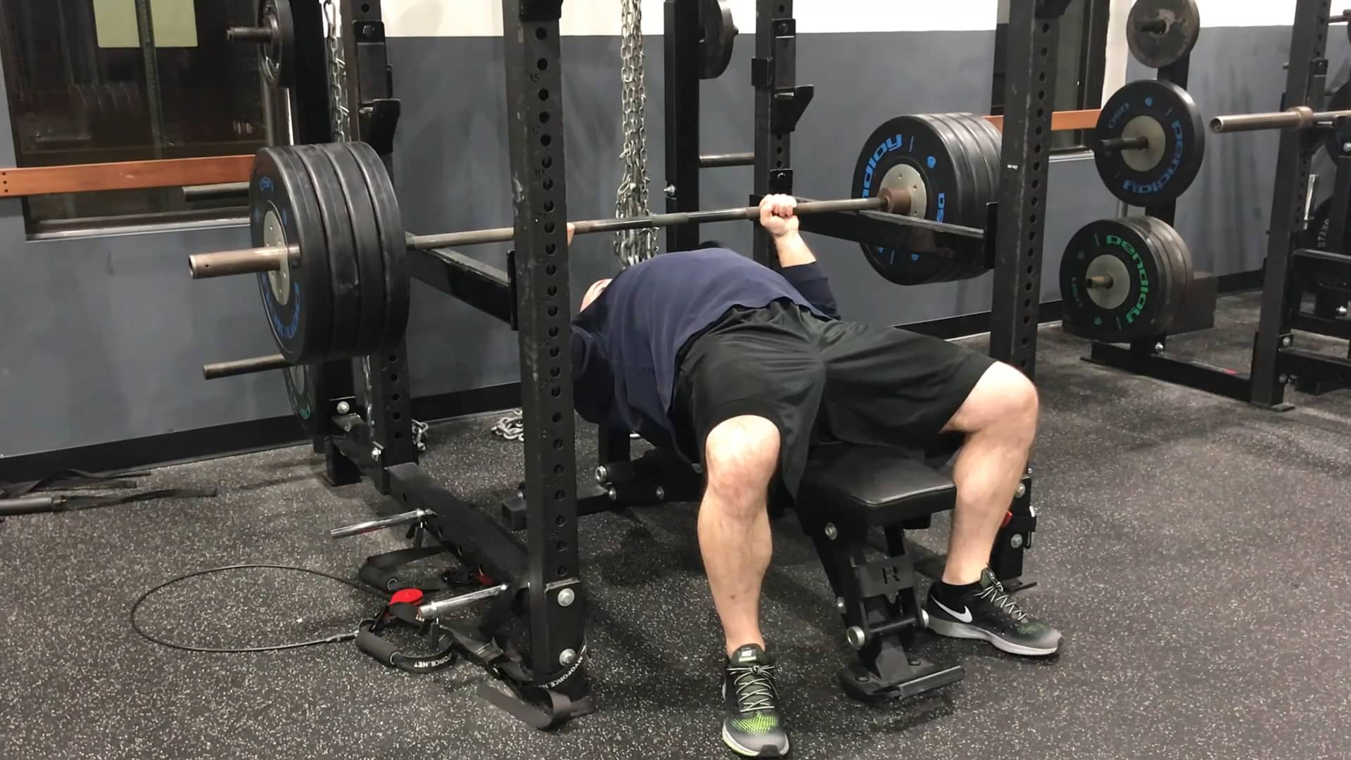 PARTIAL BENCH PRESS FROM PINS on Vimeo