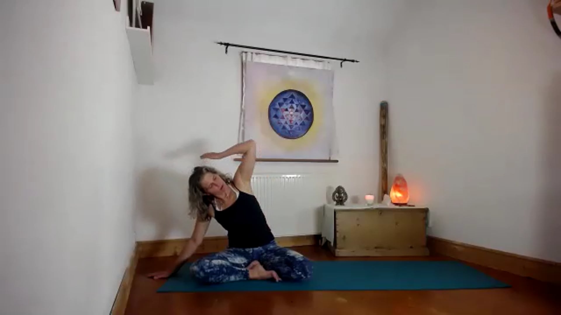 Multilevel settling in our receptive place....... and opening, we  explore various flows, inviting the body into strength, flexibility and freedom of movement.