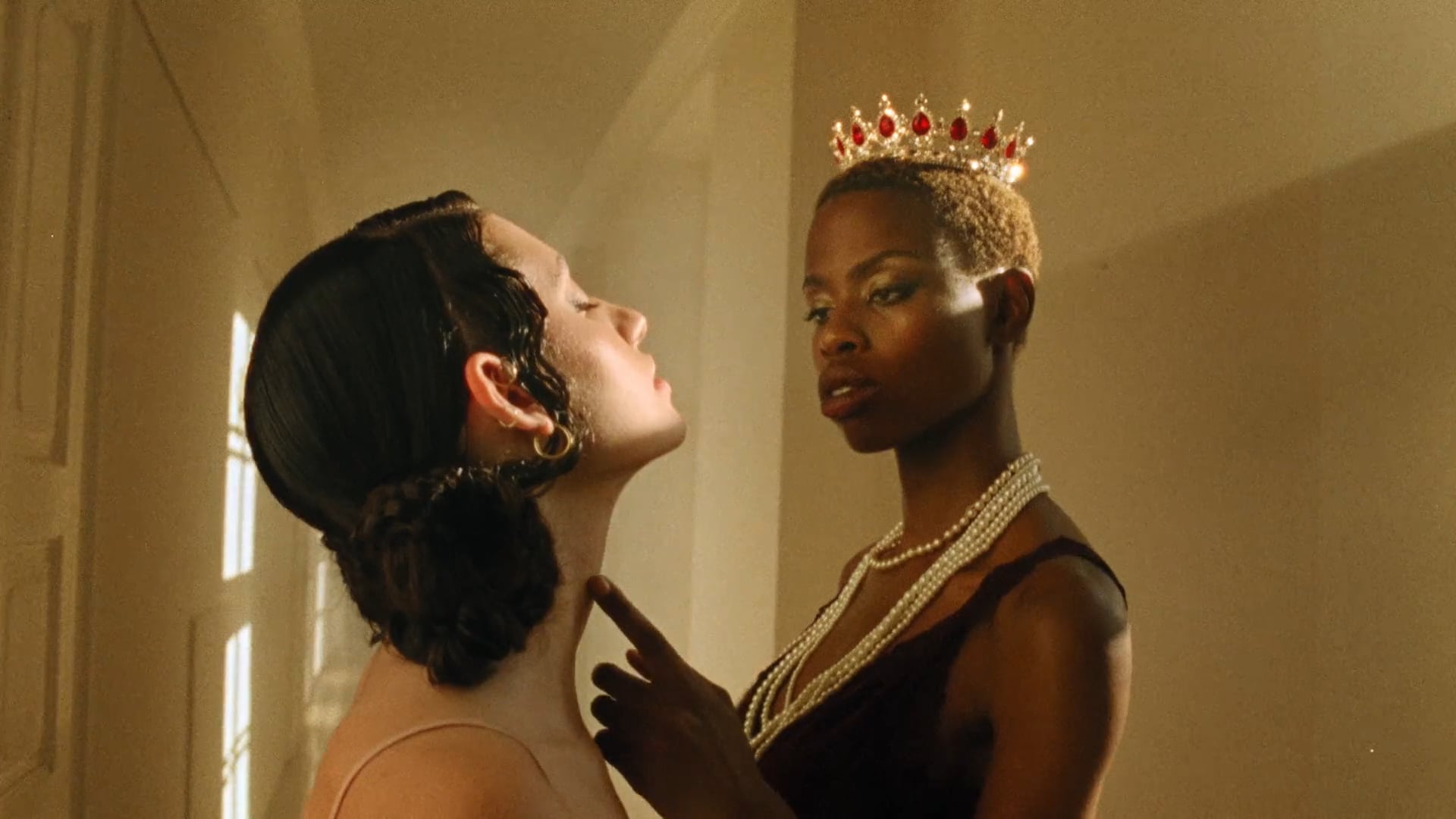 LELO x SORAYA: Release Your Power