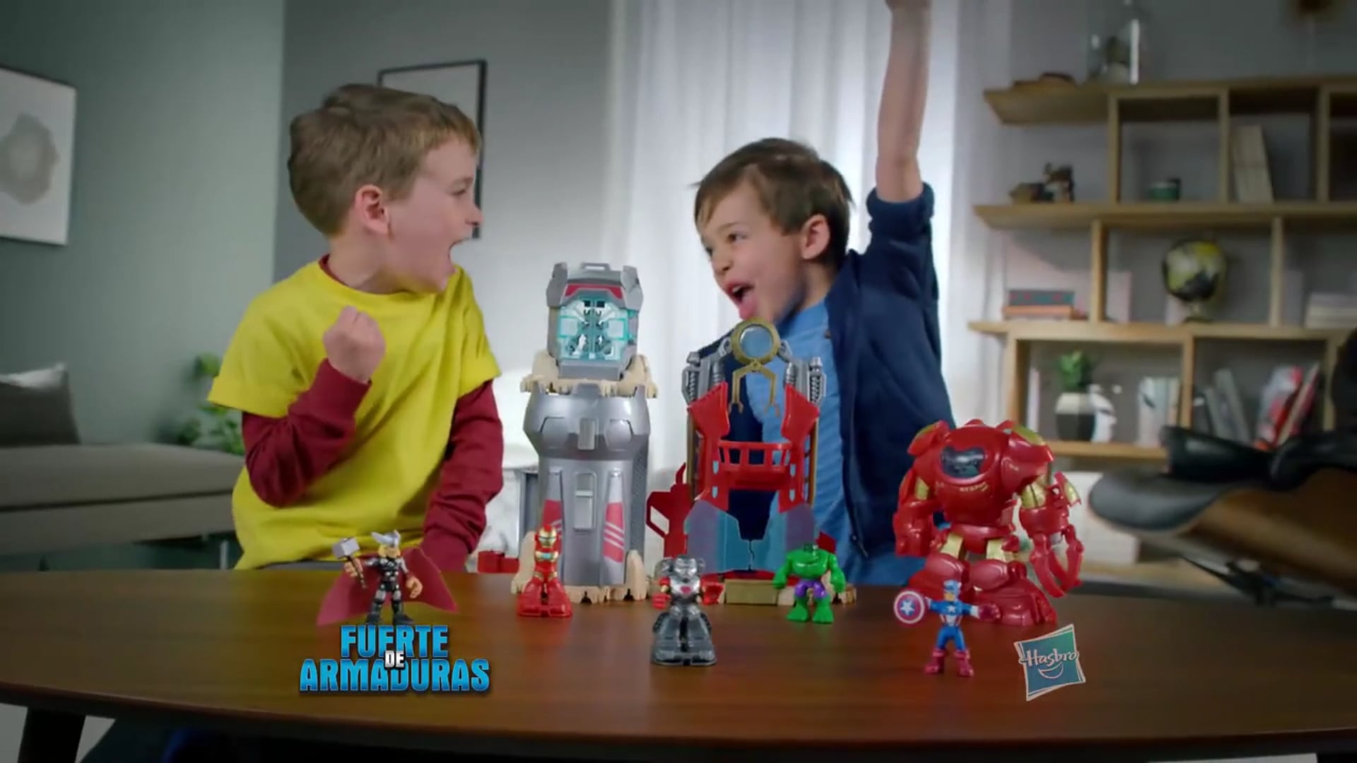 Marvel - Iron Man Armor Up Fortress