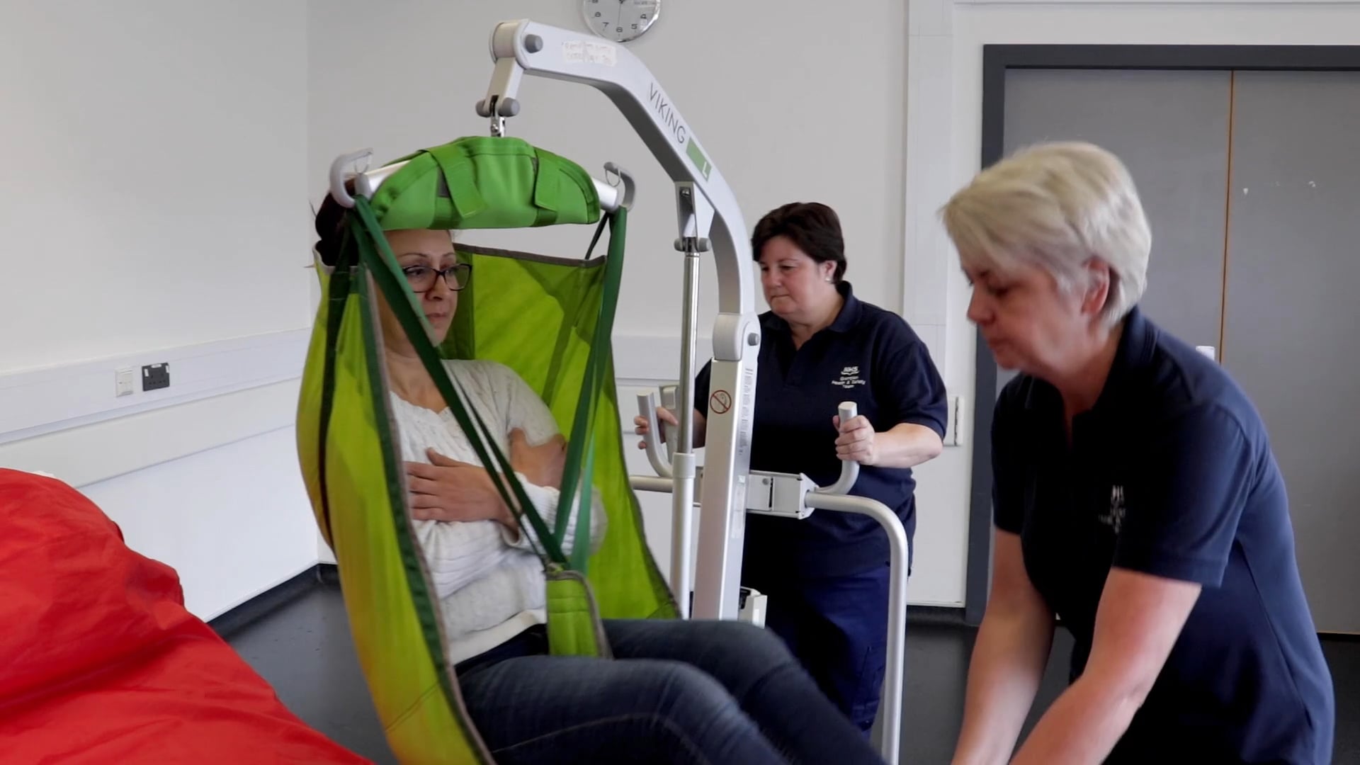 NHS Grampian moving and handling hoist from floor using mobile hoist