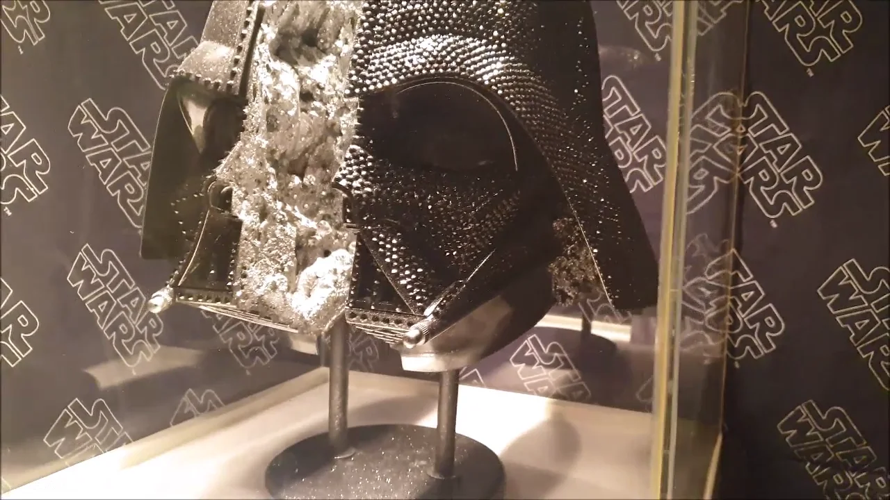 Swarovski Star Wars - Darth Vader Helmet, L.E. 5420694 - Morré Lyons  Jewelers