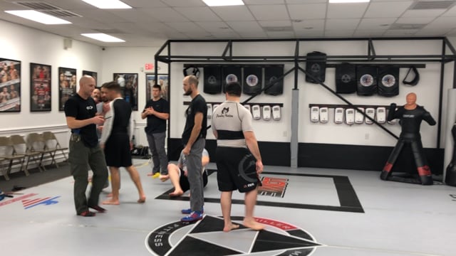 13) Knife Defense