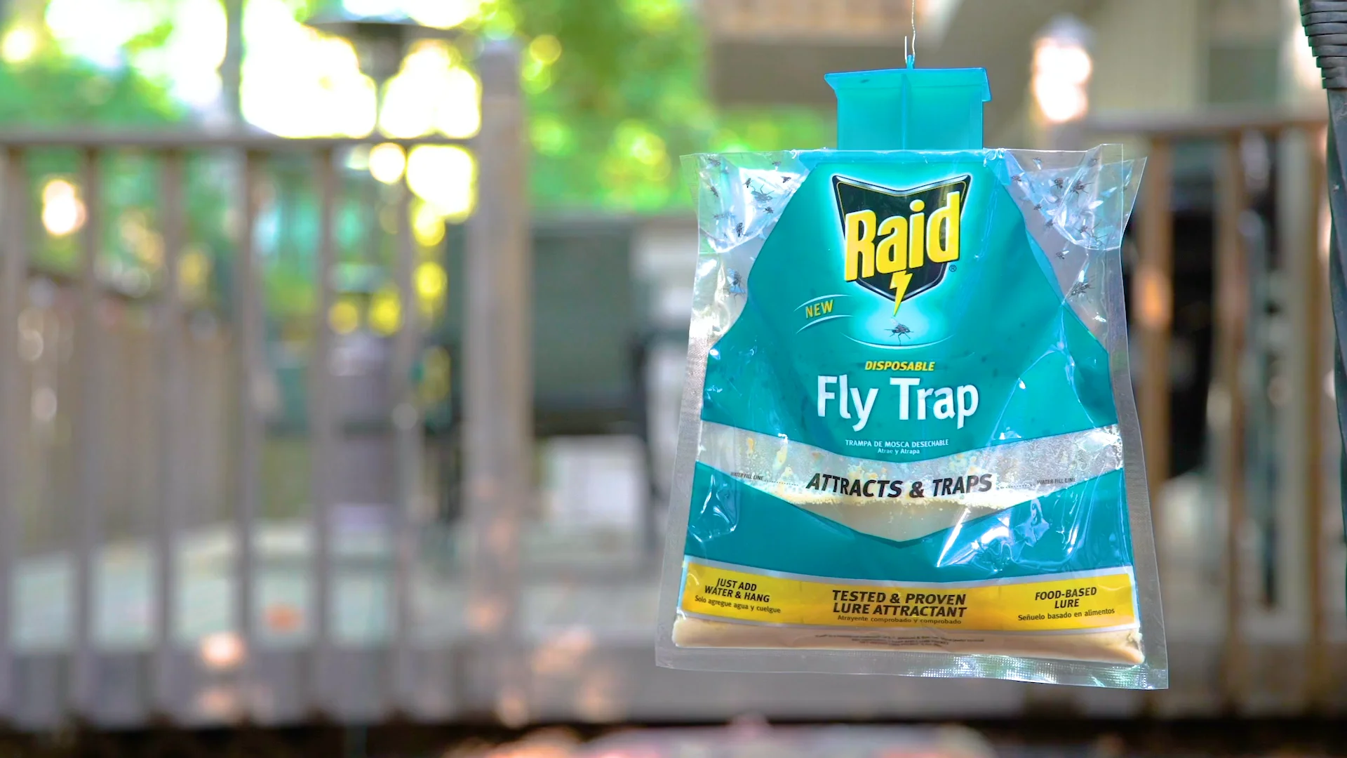 Raid Disposable Fly Trap on Vimeo