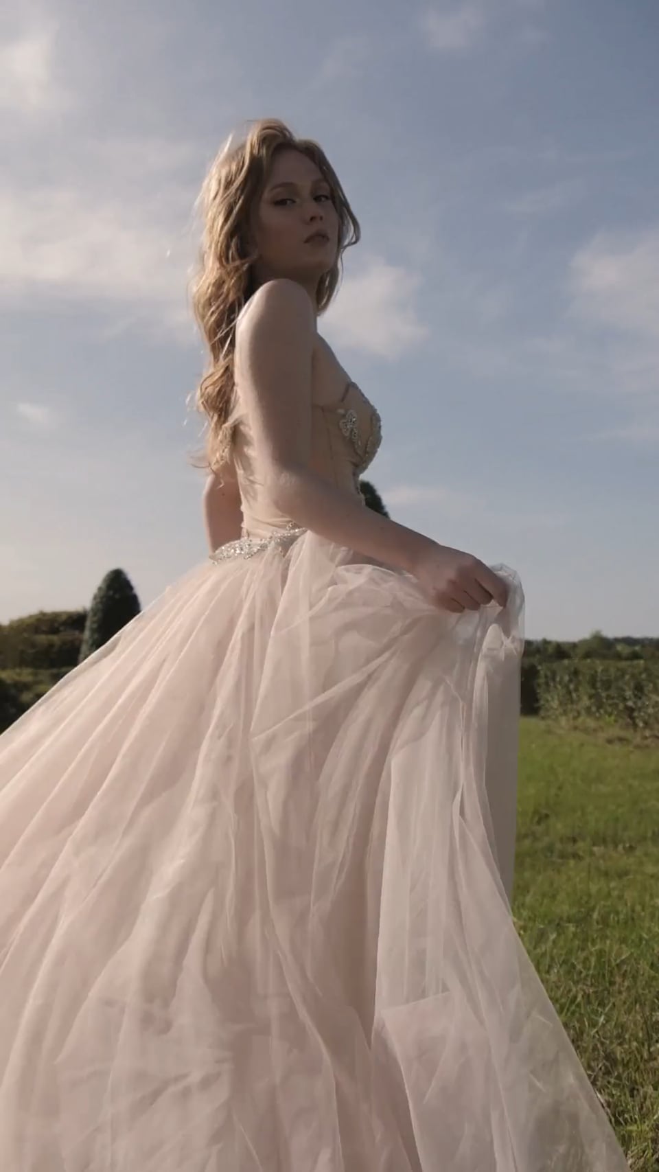 Galia Lahav dress, vertical video