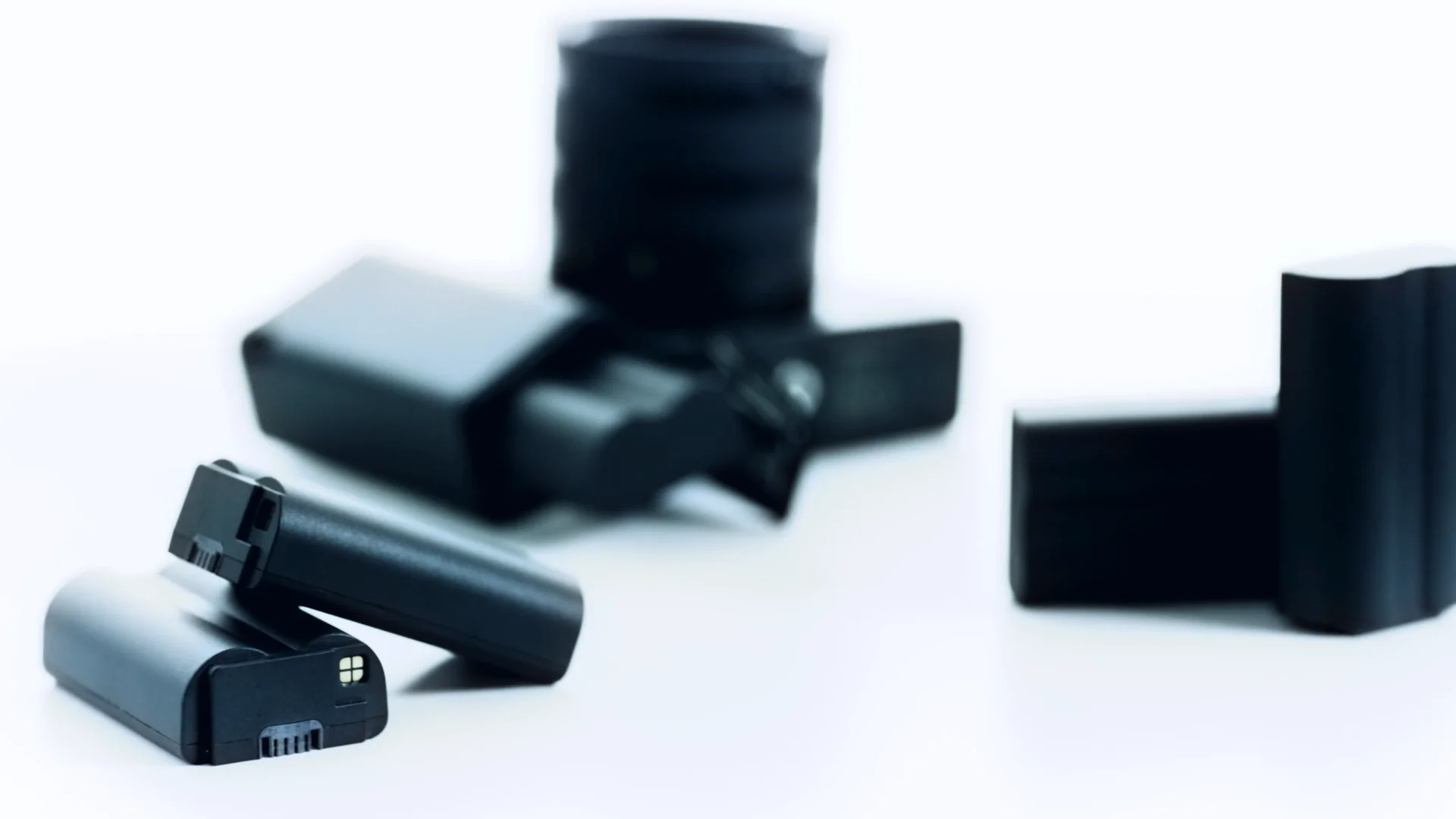 sセイズ Introducing ZEISS ZX1 accessories