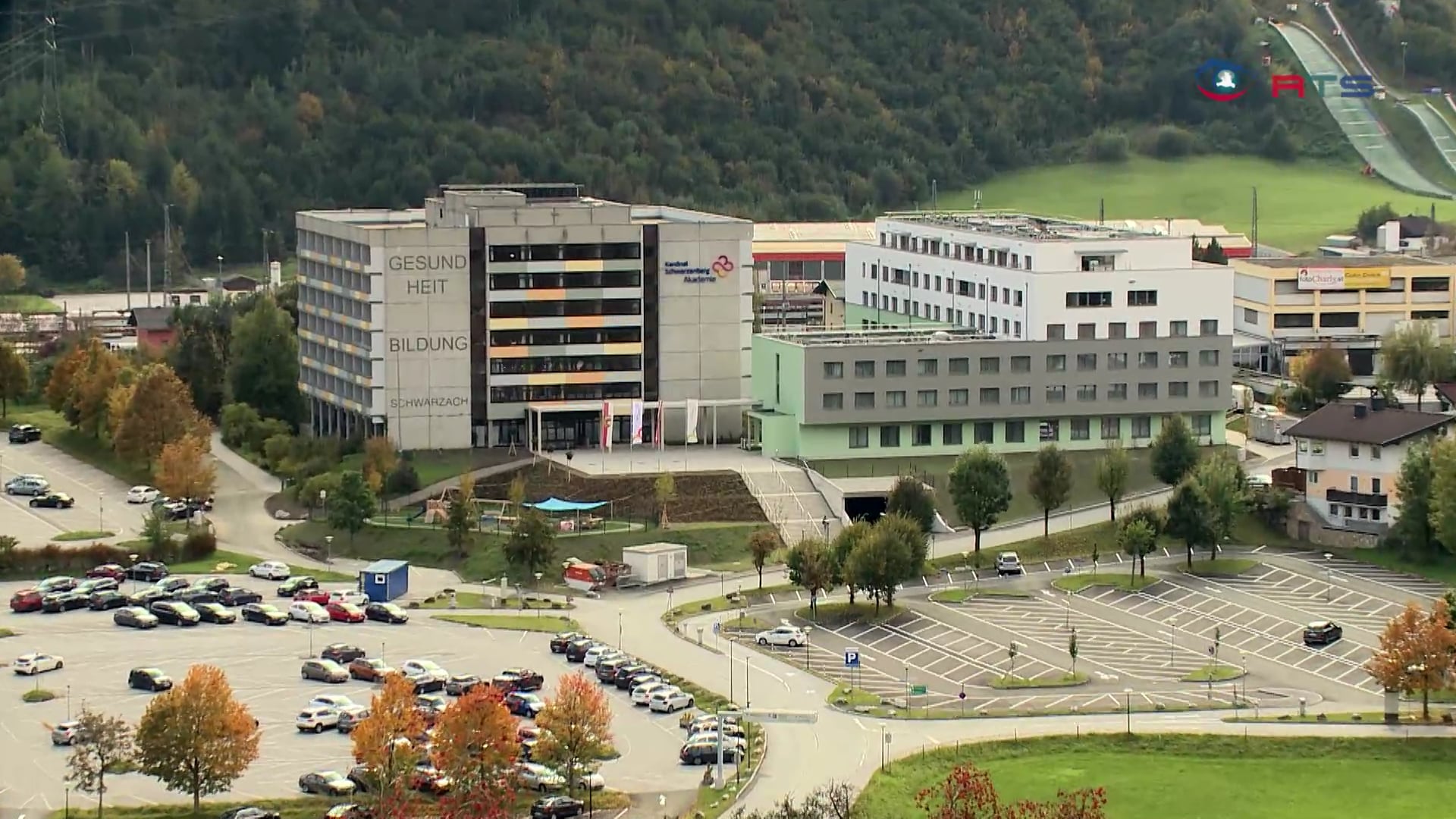 moderner-ausbildungsstandort-fuer-pflegeberufe-am-campus-schwarzach-eroeffnet
