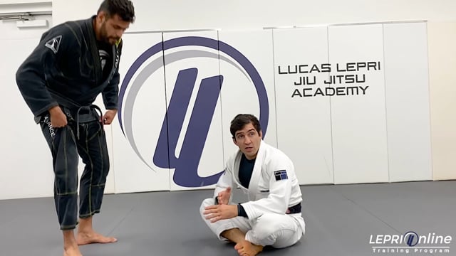 Closed Guard to Triangle Variation